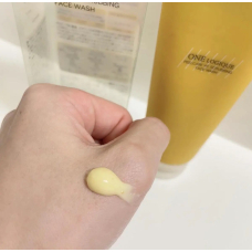 ONE LOGIQUE Peelcare VC Scrubbing Face Wash пінка-скраб для вмивання, 100 гр