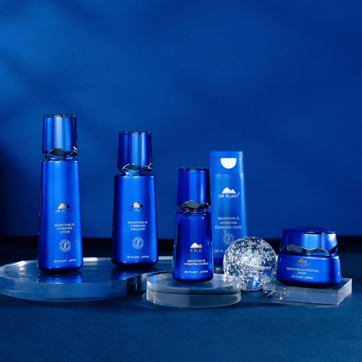 DR.PLANT Smoothing and Hydrating Cleansing Liquid зволожуючий засіб для вмивання для вирівнювання тону обличчя, 120 мл