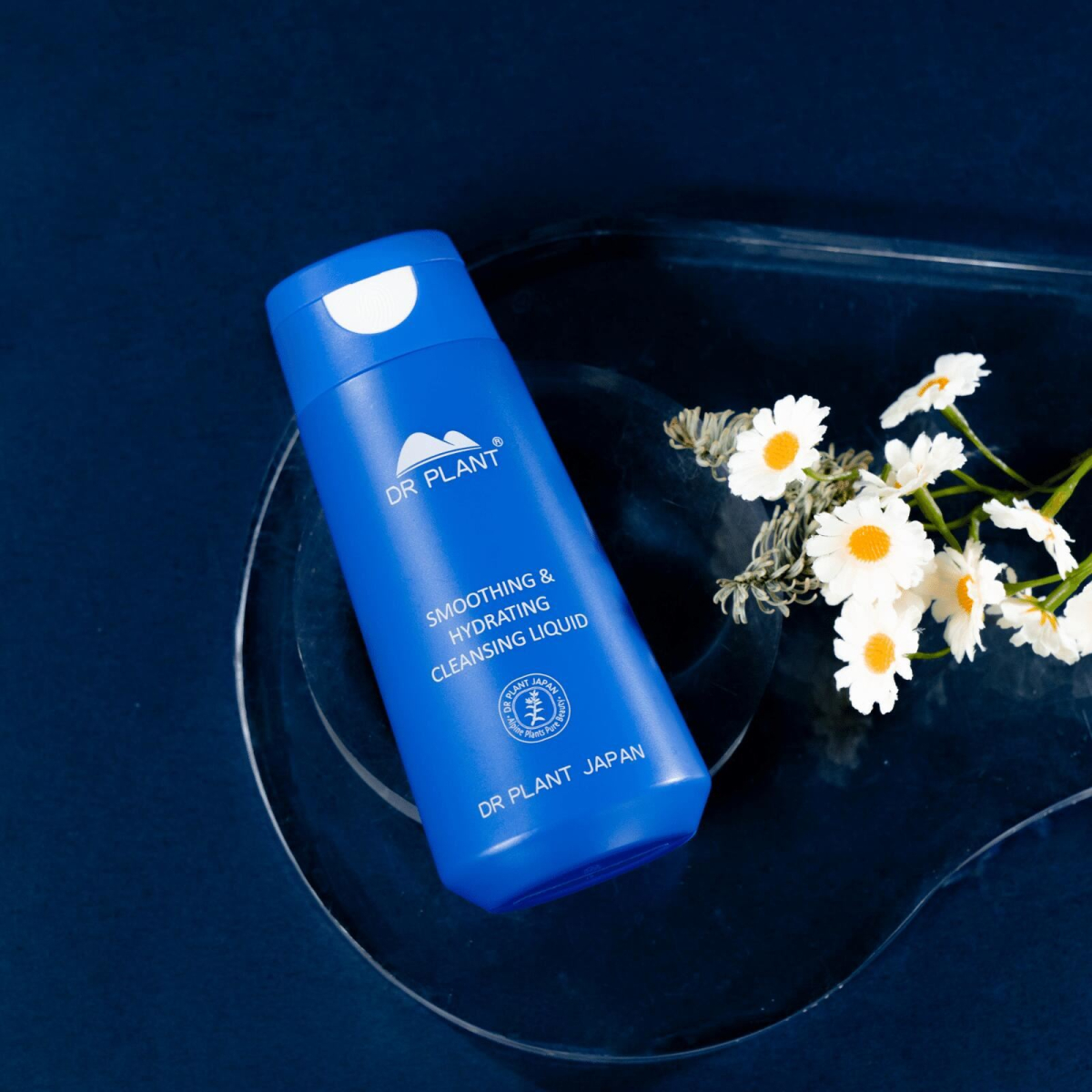 DR.PLANT Smoothing and Hydrating Cleansing Liquid зволожуючий засіб для вмивання для вирівнювання тону обличчя, 120 мл