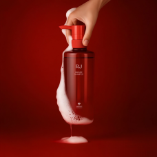 Yamada Bee Farm Medicated RJ Scalp Care Shampoo шампунь для догляду за шкірою голови та волоссям, 400 мл