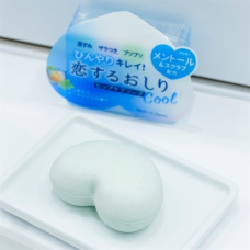 PELICAN Hip Care Scrub Soap Cool охолоджувальне мило-скраб для гладкості шкіри сідниць, 80 г