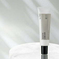 KISOCARE White Cream крем з 3% вмістом альфа-арбутину, 30 г